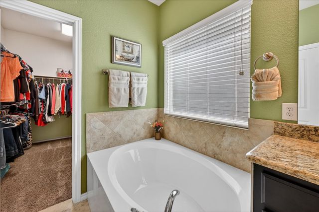 15845 Oak Pointe Drive, Fort Worth, TX 76177