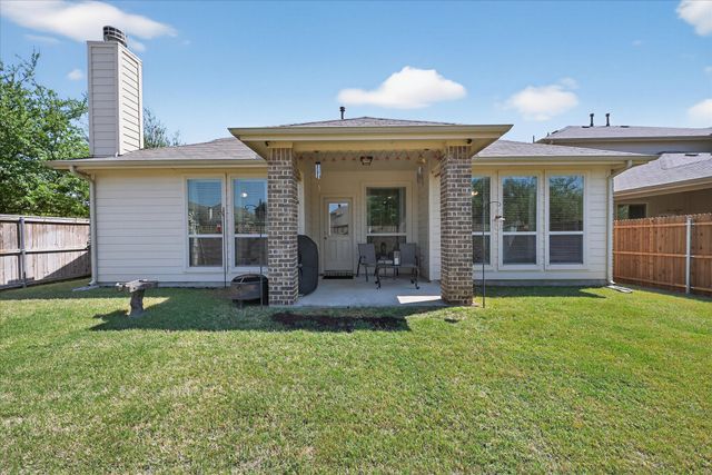 15845 Oak Pointe Drive, Fort Worth, TX 76177