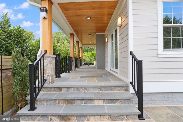 21 KEYSTONE DR, Gaithersburg, MD 20878