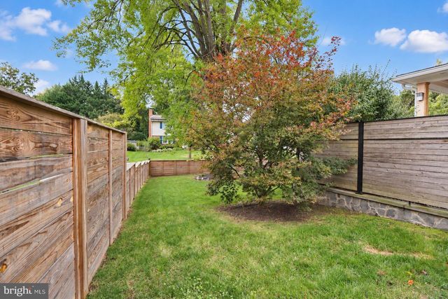 21 KEYSTONE DR, Gaithersburg, MD 20878