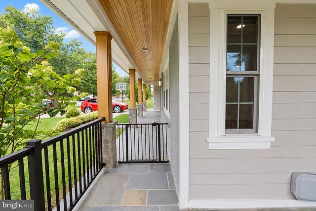 21 KEYSTONE DR, Gaithersburg, MD 20878