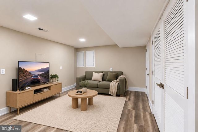 21 KEYSTONE DR, Gaithersburg, MD 20878