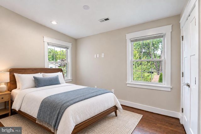 21 KEYSTONE DR, Gaithersburg, MD 20878