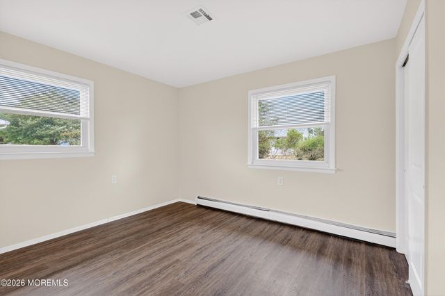 7 Bonasse Street, Toms River, NJ 08757
