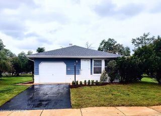 7 Bonasse Street, Toms River, NJ 08757
