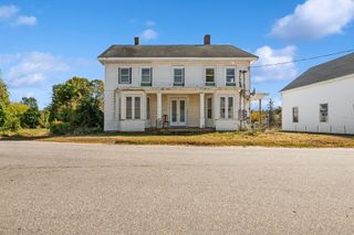 4 Parade Circle, Barnstead, NH 03218