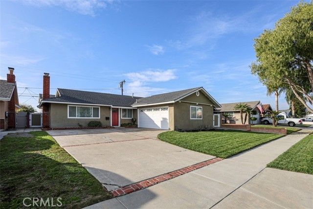 15931 Puritan, Huntington Beach, CA 92647