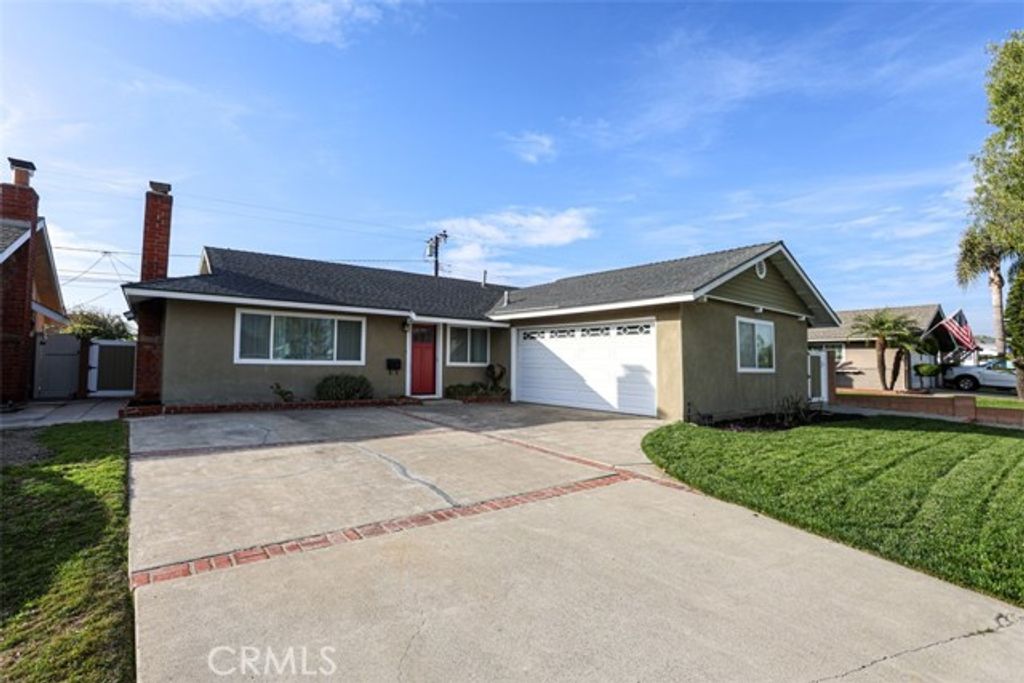 15931 Puritan, Huntington Beach, CA 92647