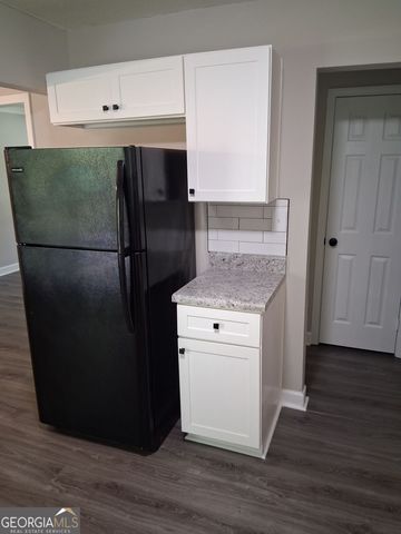 8229 Queens Drive, Jonesboro, GA 30238