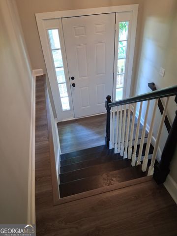 8229 Queens Drive, Jonesboro, GA 30238
