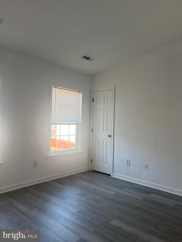 204 VINTAGE CT, Martinsburg, WV 25401