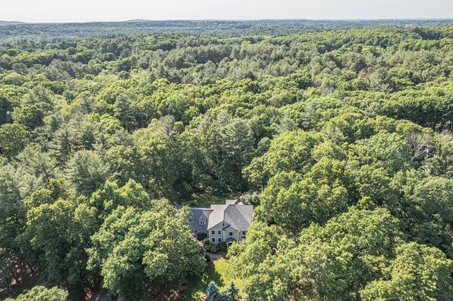 3 West Hollow, Andover, MA 01810