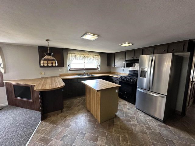 2006 North Street, Beloit, WI 53511