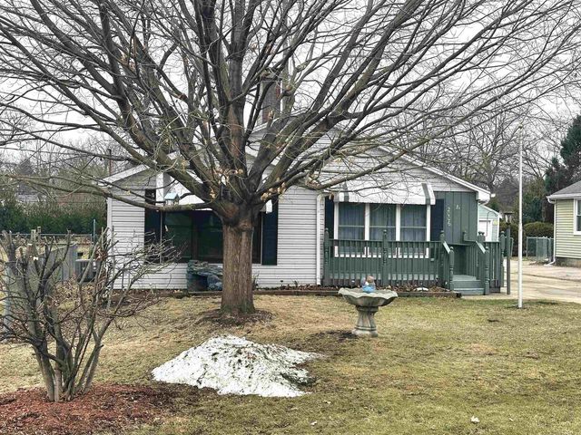 2006 North Street, Beloit, WI 53511