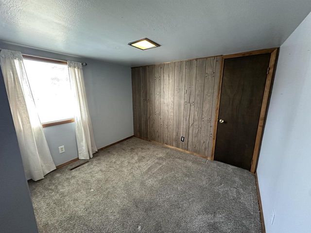 2006 North Street, Beloit, WI 53511