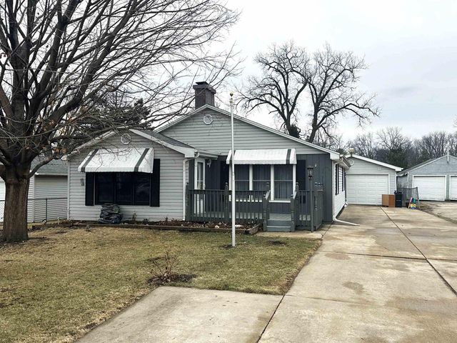 2006 North Street, Beloit, WI 53511