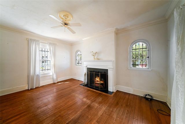 411 BURNS COURT, Sarasota, FL 34236