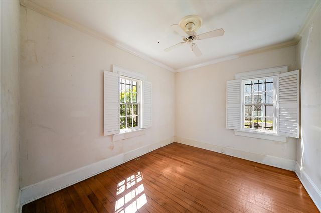 411 BURNS COURT, Sarasota, FL 34236
