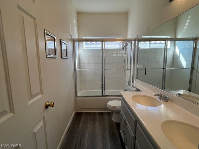 7891 Delta Oak Court, Las Vegas, NV 89147