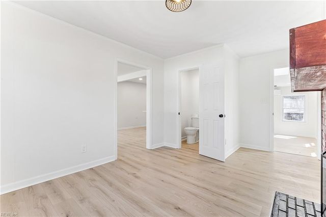 1314 Saxton DR, Hampton, VA 23669