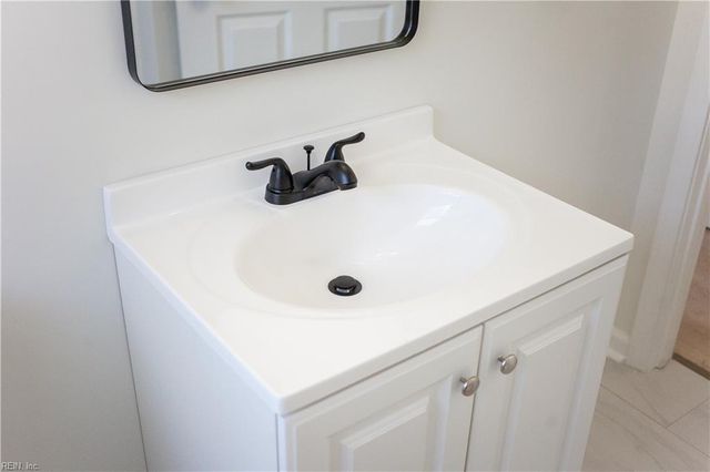 1314 Saxton DR, Hampton, VA 23669