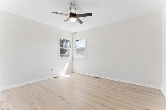 1314 Saxton DR, Hampton, VA 23669