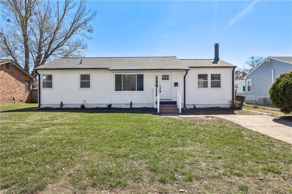 1314 Saxton DR, Hampton, VA 23669