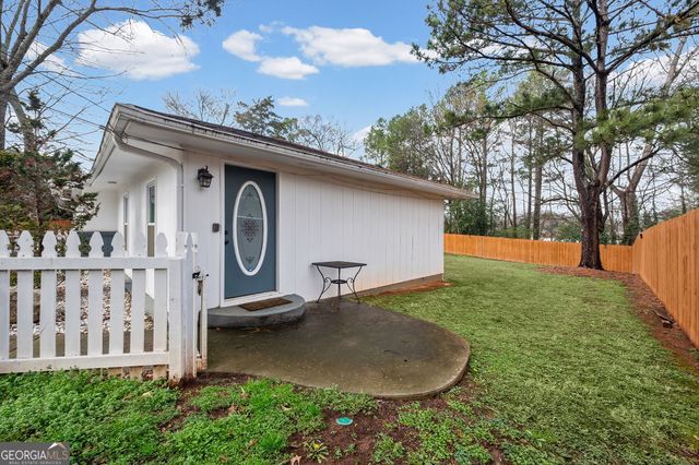 414 Charles Place, Roswell, GA 30075