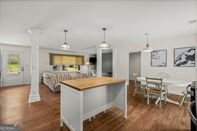 414 Charles Place, Roswell, GA 30075