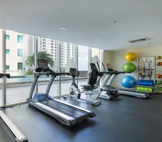 9055 SW 73rd Ct 907, Miami, FL 33156