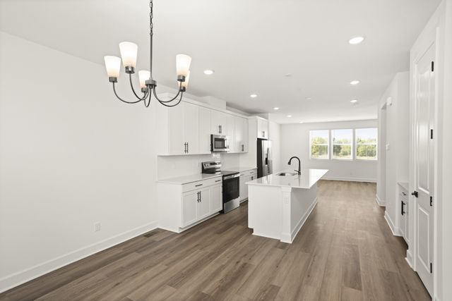 170 Barton Village Boulevard, Lebanon, TN 37090