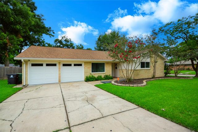 5502 Effingham Drive, Houston, TX 77035