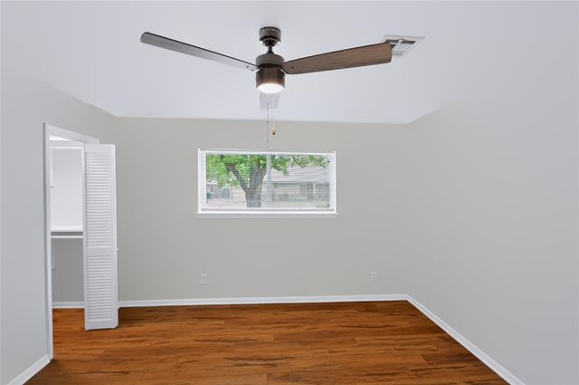 5502 Effingham Drive, Houston, TX 77035