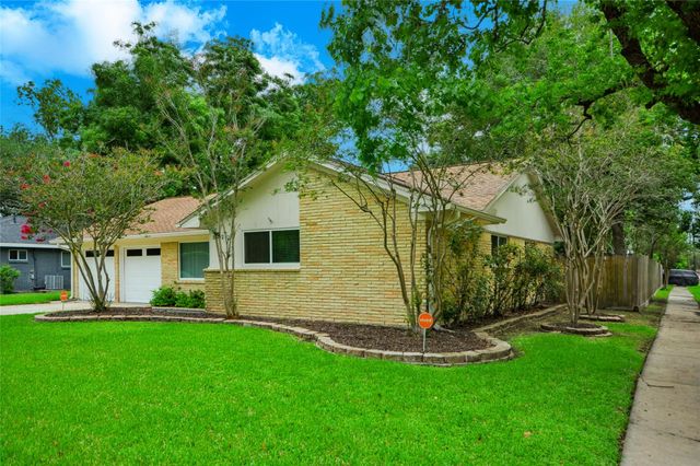 5502 Effingham Drive, Houston, TX 77035