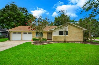 5502 Effingham Drive, Houston, TX 77035