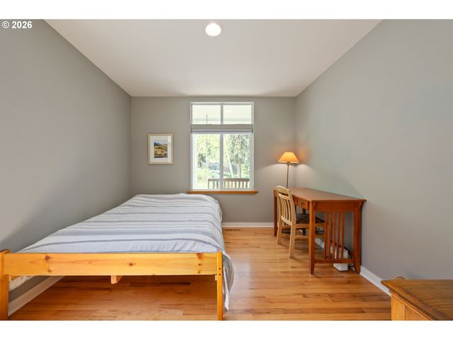 2985 ADAMS St, Eugene, OR 97405