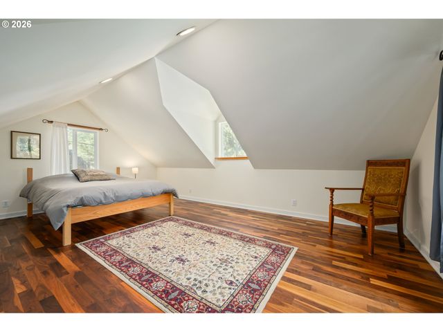 2985 ADAMS St, Eugene, OR 97405