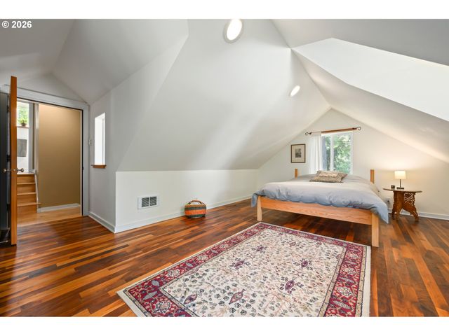 2985 ADAMS St, Eugene, OR 97405