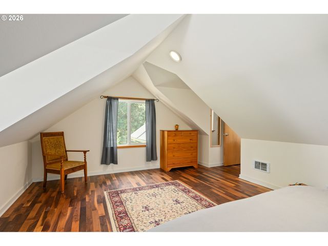 2985 ADAMS St, Eugene, OR 97405