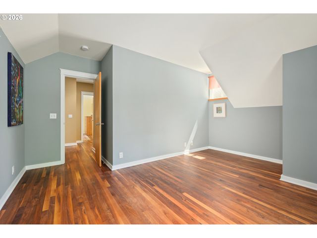 2985 ADAMS St, Eugene, OR 97405