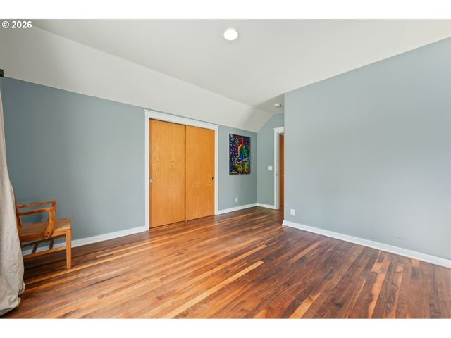 2985 ADAMS St, Eugene, OR 97405