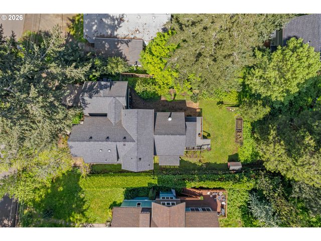 2985 ADAMS St, Eugene, OR 97405