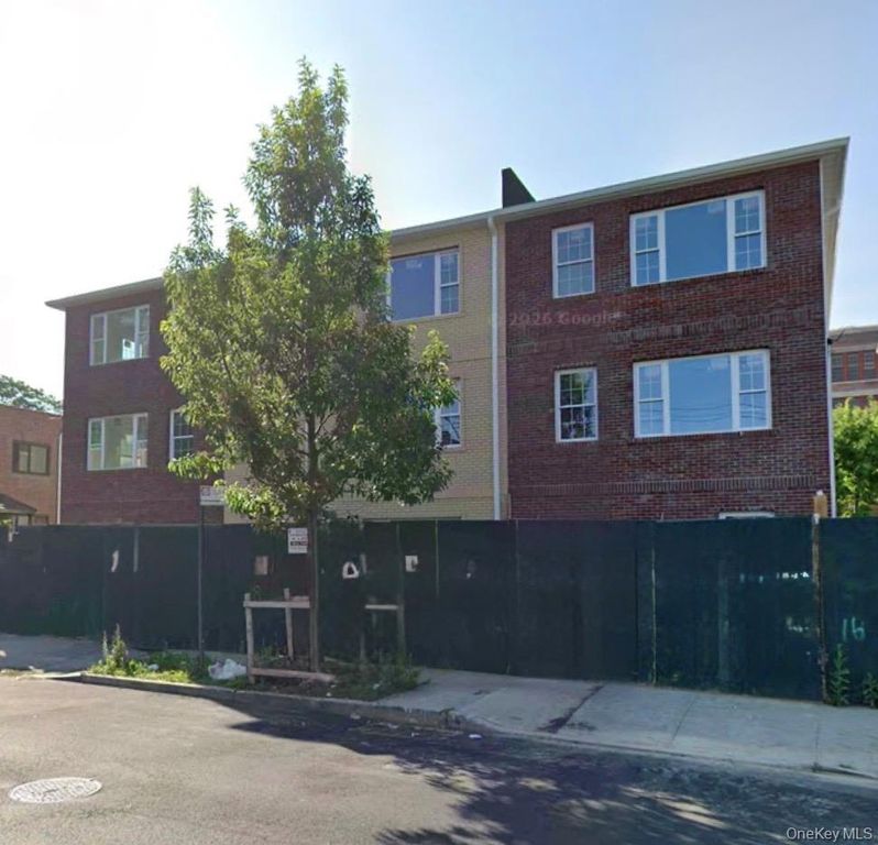 1416 Oakley Street, Bronx, NY 10469 — photo 3