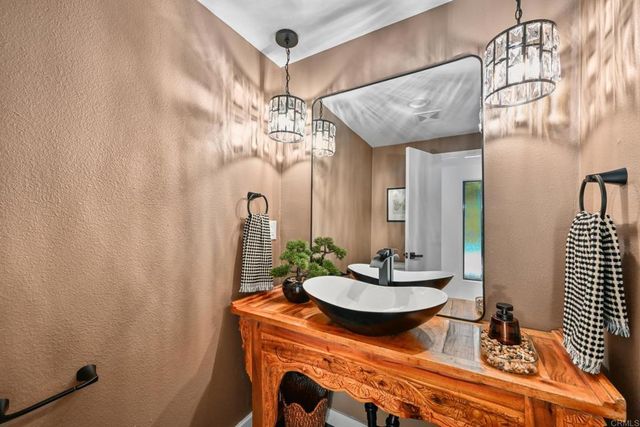 4632 Driftwood Circle, Carlsbad, CA 92008