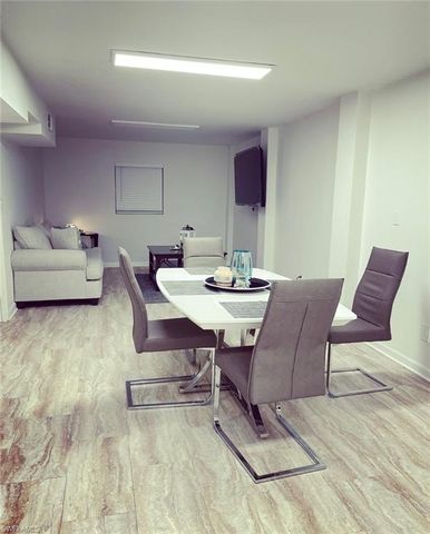 4921 Teak Wood DR, Naples, FL 34119