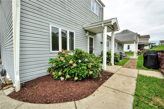 137 Vine St, Canonsburg, PA 15317