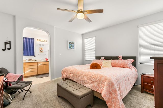 11069 International Dr, Rancho Cordova, CA 95670