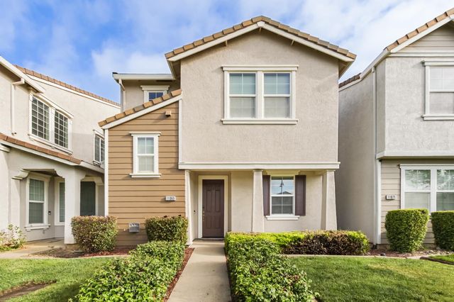 11069 International Dr, Rancho Cordova, CA 95670