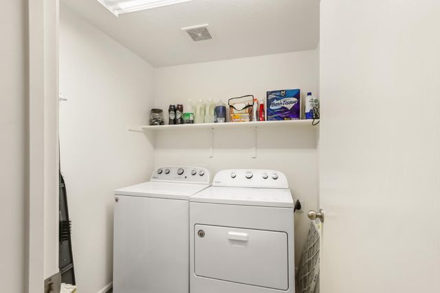 11069 International Dr, Rancho Cordova, CA 95670