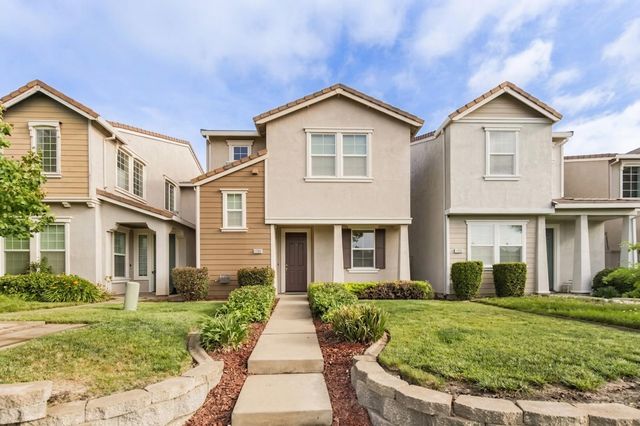 11069 International Dr, Rancho Cordova, CA 95670